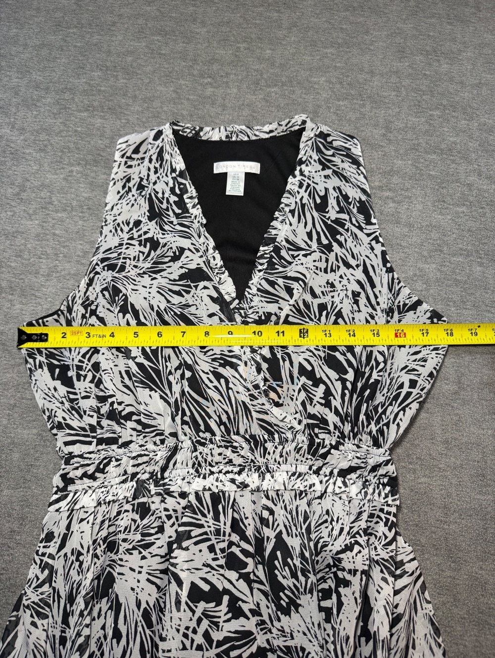 London Times Womens Size 8 Black White Tropical Print Sleeveless Maxi Dress - Picture 3 of 13